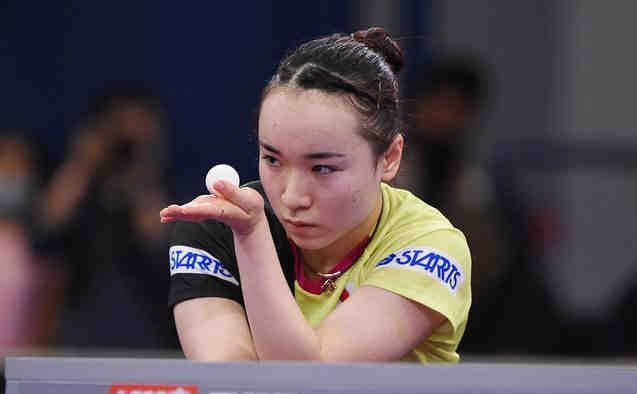 露出夸张的 露出夸张的