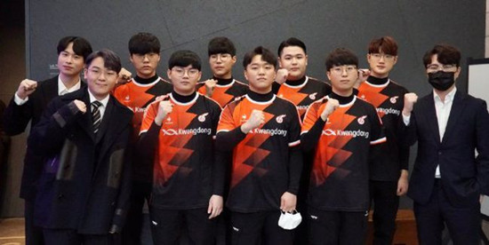 格林在外圍 格林在外圍